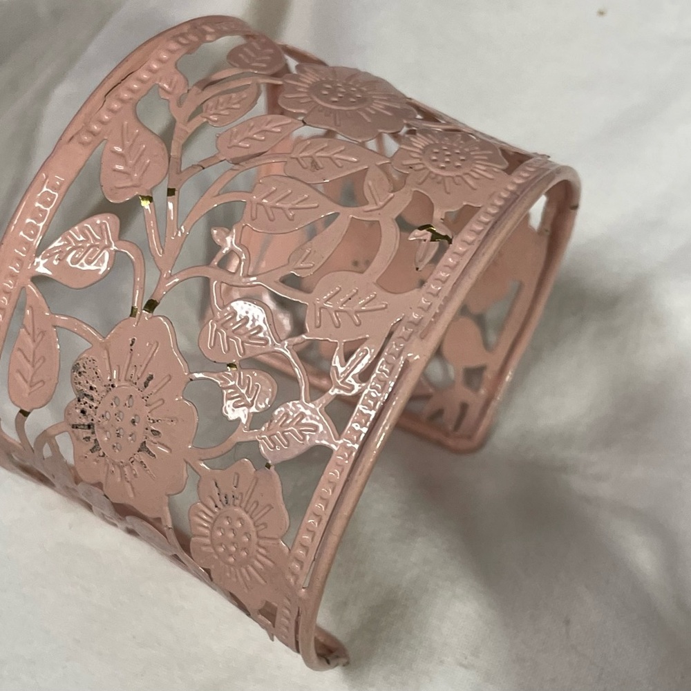 Baby pink Metal Floral Cut Out Cuff Bracelet